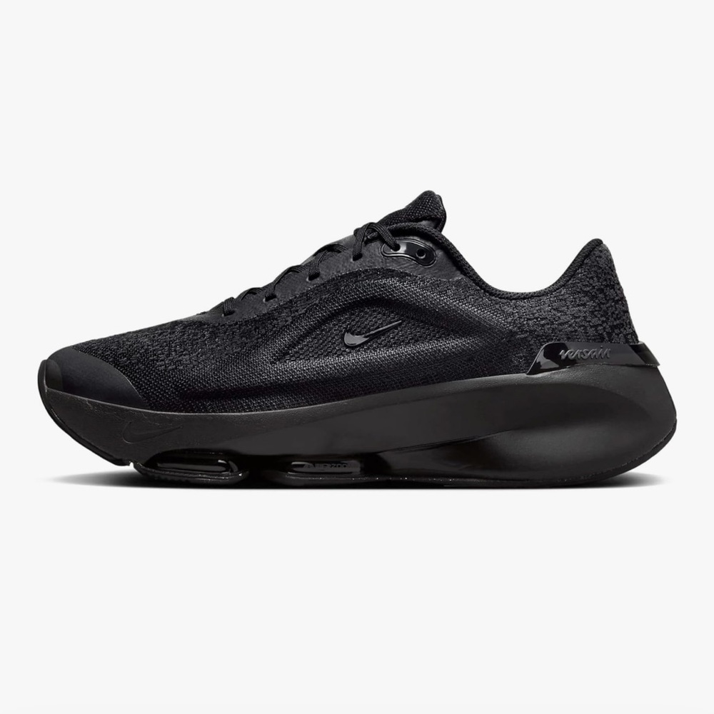 Women’s Nike Versair
